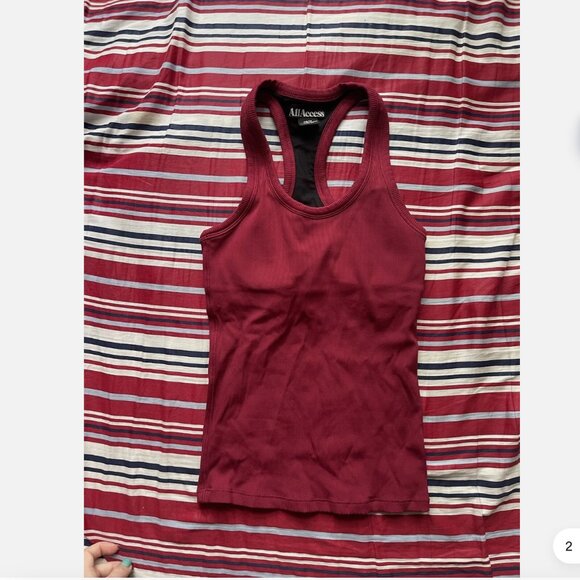 All Access Tank Top Women's XS Build-In Bra Burgundy Red Gym Yoga Workout - Picture 1 of 4